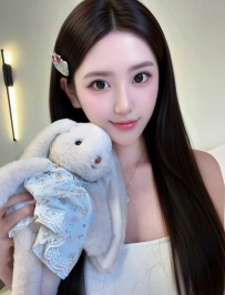 义乌性价比非常高的白嫩妹妹