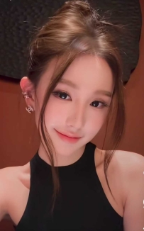 安徽省芜湖市打桩国庆来兼职的年轻妹子