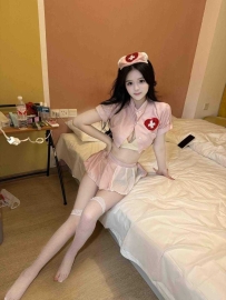 【青岛】骚妹粉bb有制服诱惑