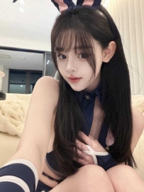 苏州D乳尤物看一眼就硬的不行